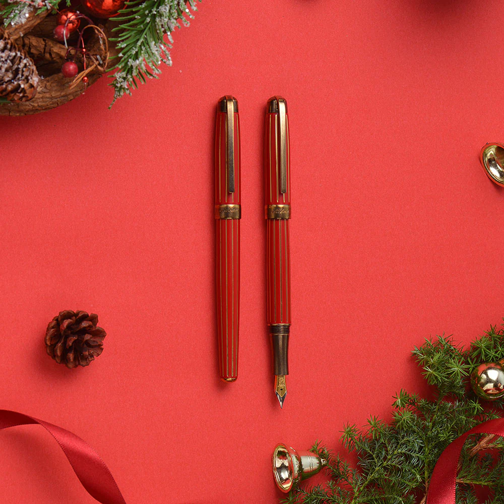 Antique'II Fountain Pen Red - Image 3